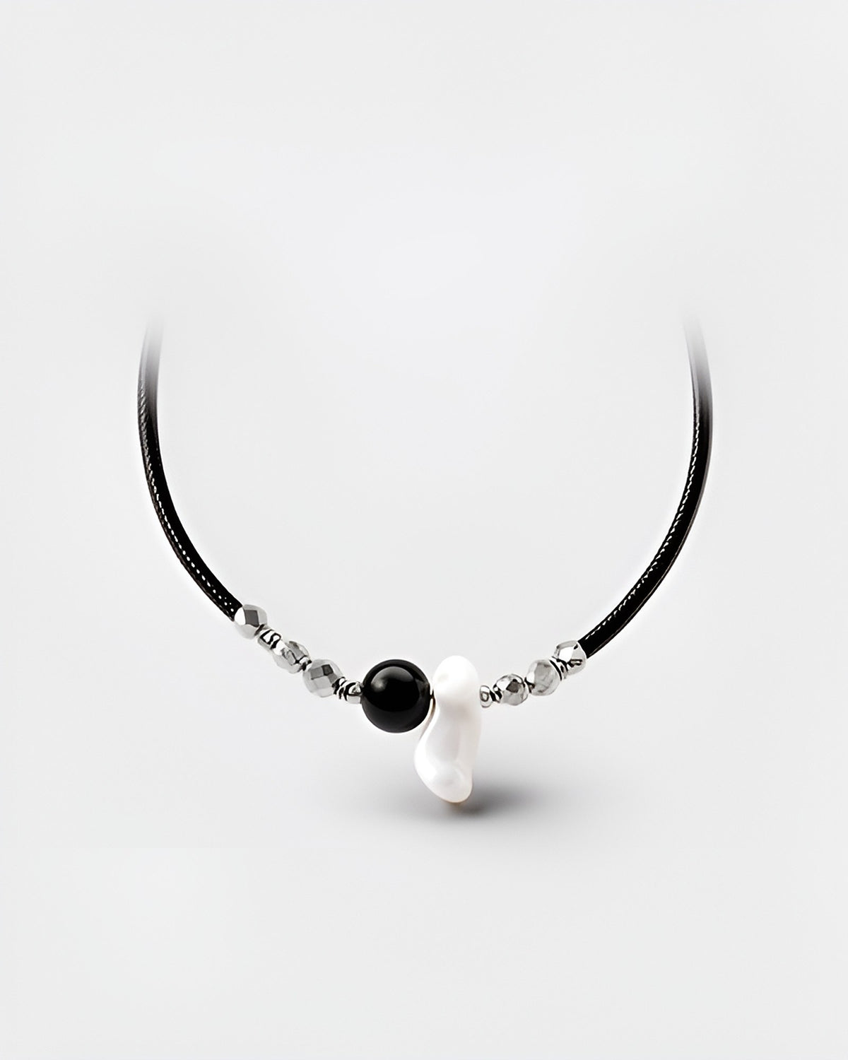 NK-07 onyx + baroque pearl choker